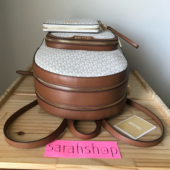 🌼Michael Kors Backpack Set - Picture 4 of 16